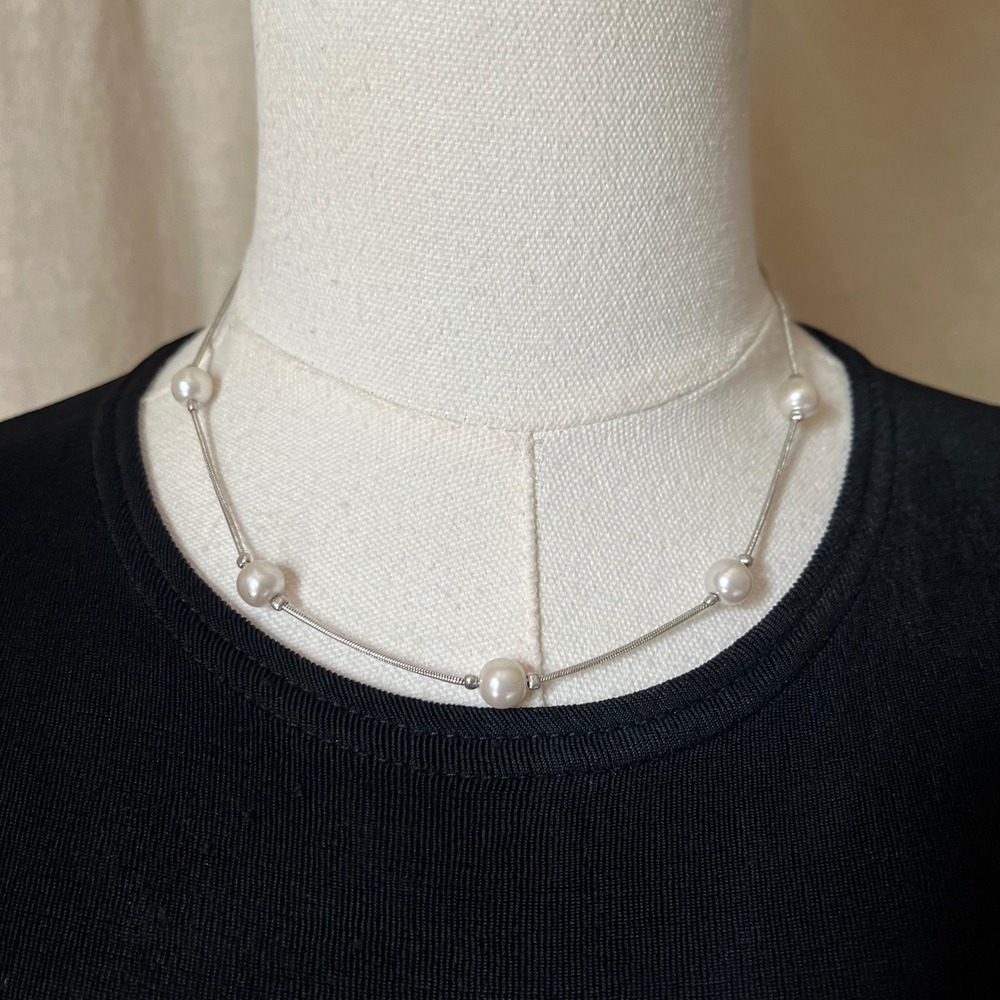 Napier Silver Tone Faux Pearl Station Necklace 16" Minimalist Jewelry